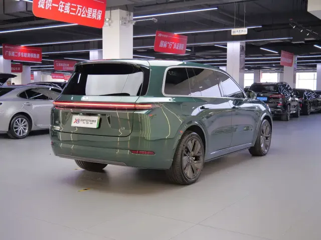 Li Auto L9 — Фото автомобиля 2