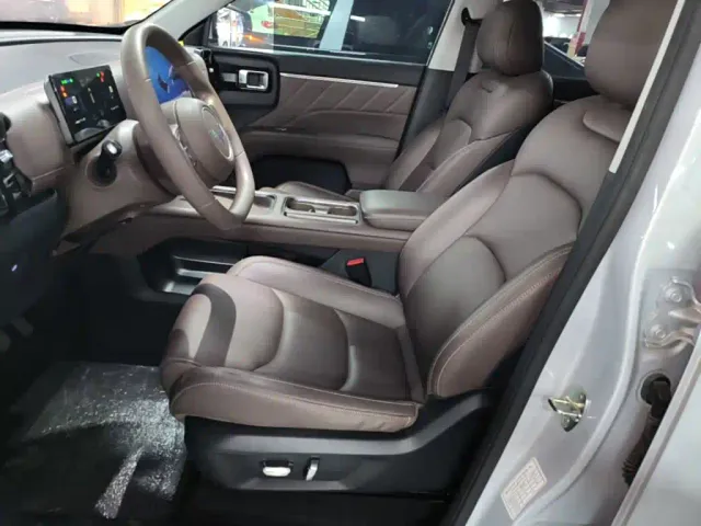 Wuling Starlight 730 — Фото автомобиля 14