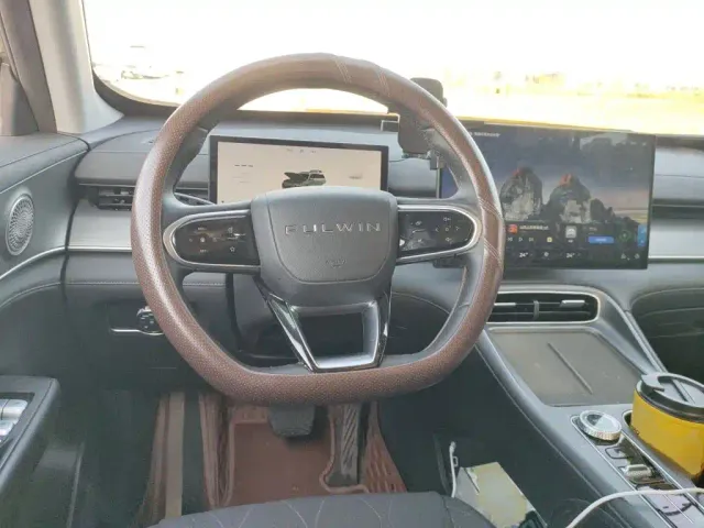 Chery Fengyun T8 — Фото автомобиля 7