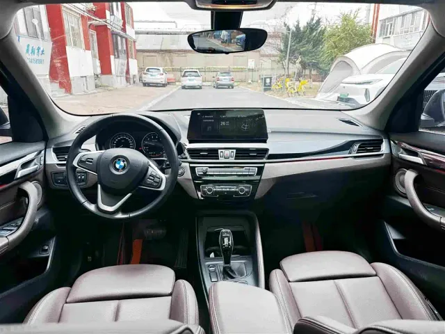 BMW X1 — Фото автомобиля 7