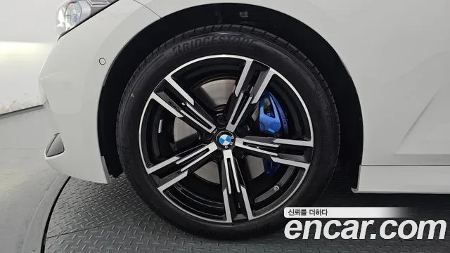 BMW 3-Series 3 серия (G20) 320i M Sport — Фото автомобиля 5