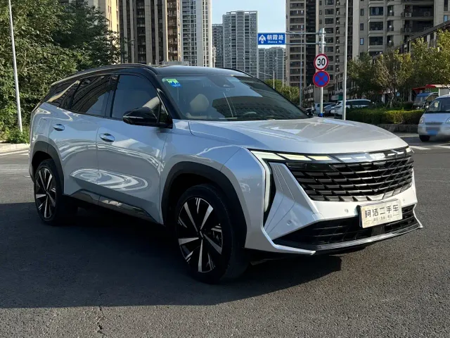 Geely Boyue L — Фото автомобиля 3