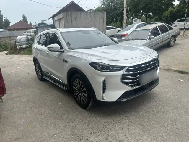 Jetour Jetour X70 PLUS 2023 1.5T DCT Self-Strengthening PRO 5-Seater — Фото автомобиля 21