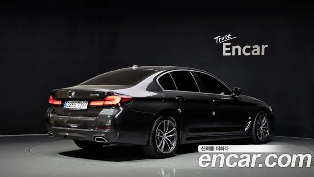 BMW 5 Series G30 — Фото автомобиля 2