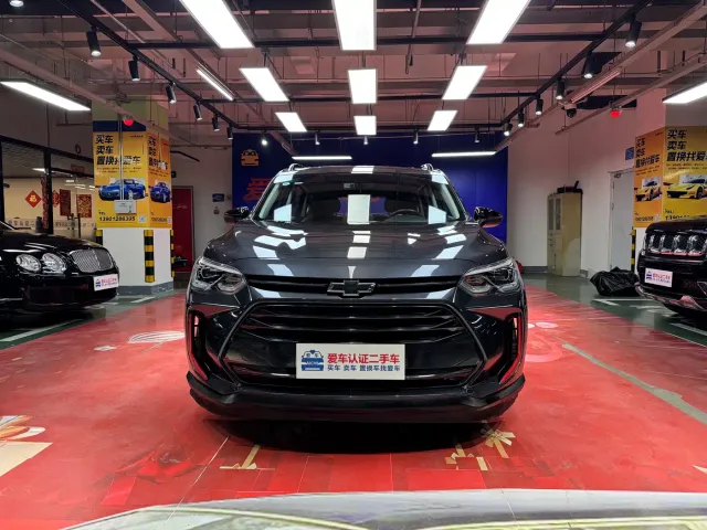 Chevrolet Orlando — Фото автомобиля 2