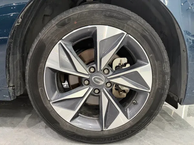 GAC Trumpchi M6 — Фото автомобиля 7