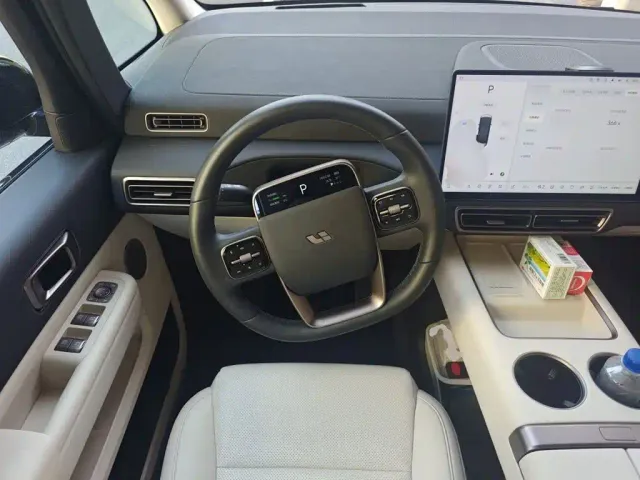 Li Auto MEGA — Фото автомобиля 6