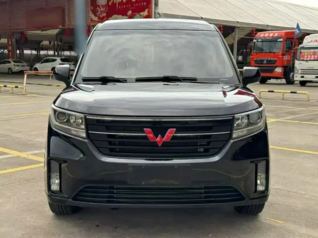 Wuling Zhengcheng — Фото автомобиля 5