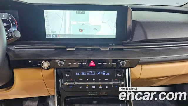 Kia Carnival Generation 4 — Фото автомобиля 16