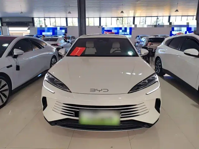 BYD Seal 07 DM-i — Фото автомобиля 2