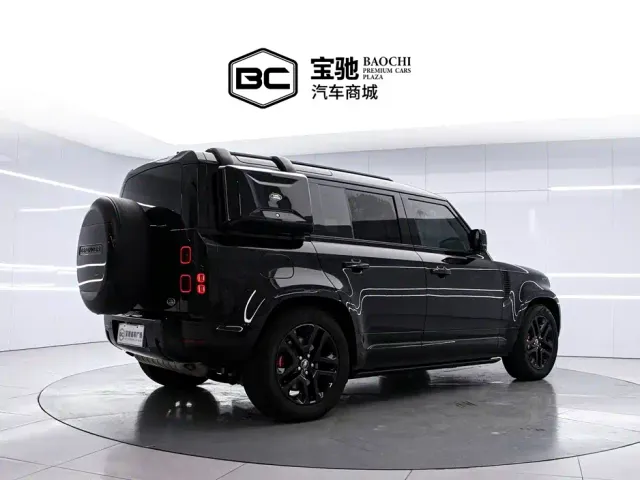 Land Rover Defender — Фото автомобиля 3