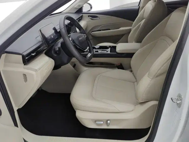 Wuling Starlight — Фото автомобиля 9