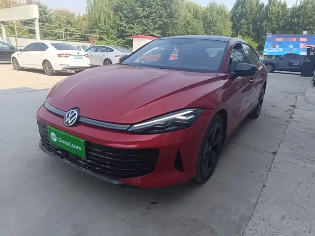 Фотография автомобиля — Volkswagen Lamando