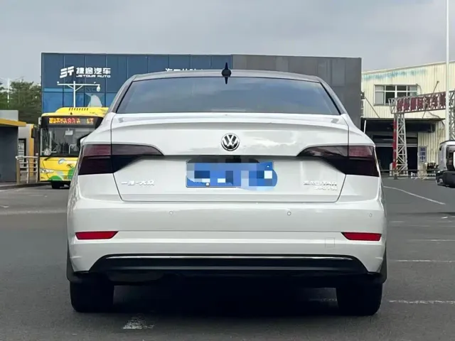 Volkswagen Sagitar — Фото автомобиля 8
