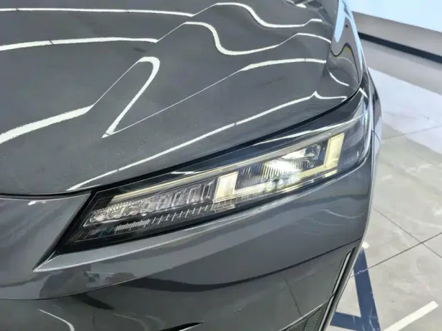 Changan Qiyuan A05 — Фото автомобиля 5