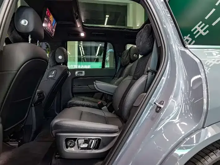 Li Auto Li L8 2025 Ultra Smart Renewal Edition — Фото автомобиля 12