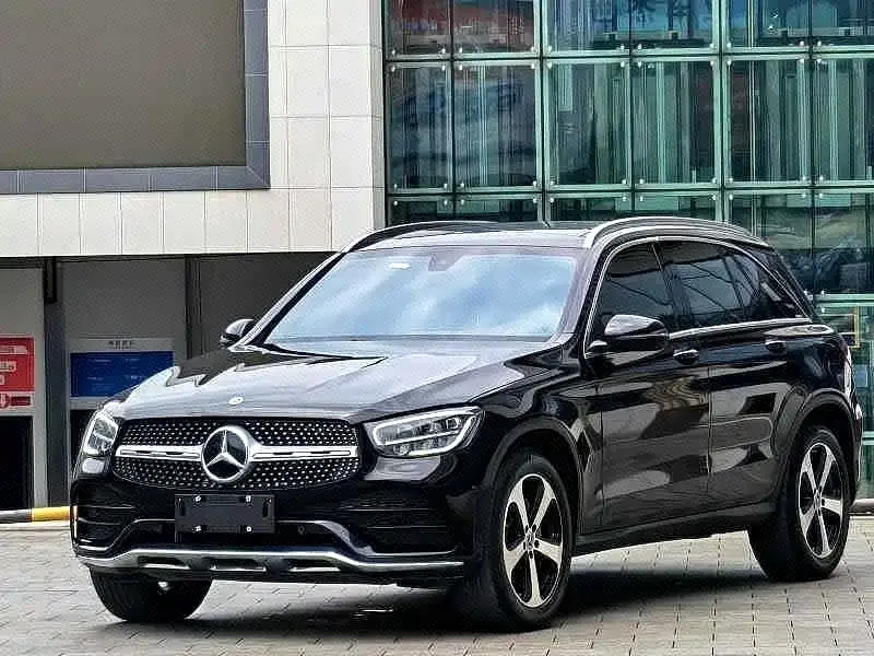Фотография автомобиля — Mercedes-Benz Mercedes-Benz GLC