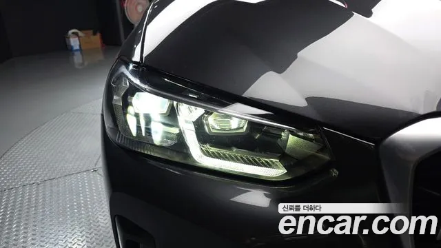 BMW X4 xDrive20i M Sport — Фото автомобиля 22