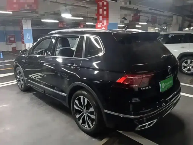 Volkswagen Tiguan L — Фото автомобиля 4