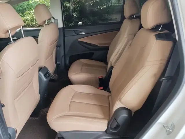 Buick Buick GL6 2021 323T Mild Hybrid Connected Luxury — Фото автомобиля 16