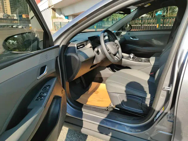 BYD Qin PLUS — Фото автомобиля 18