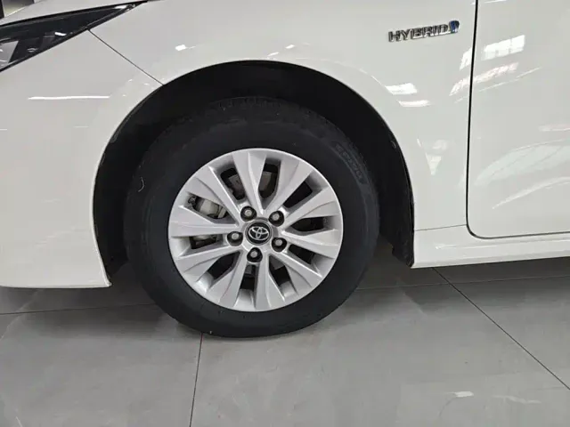 Toyota Corolla — Фото автомобиля 24
