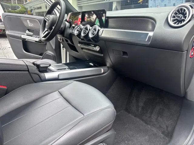 Mercedes-Benz GLB-Class — Фото автомобиля 14
