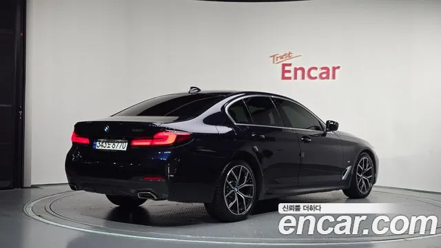 BMW 5 Series G30 — Фото автомобиля 2