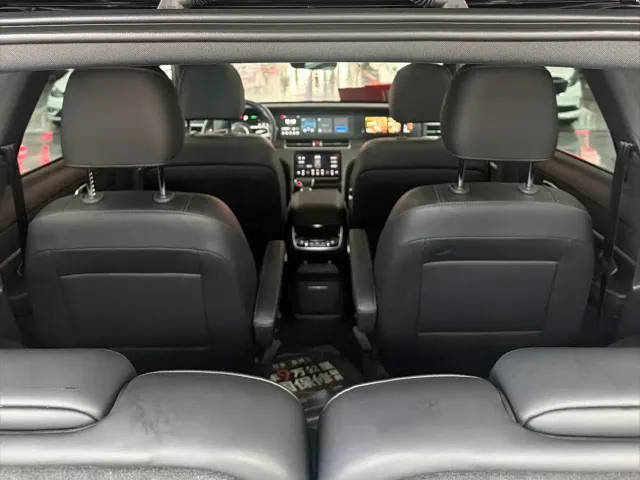 Li Auto ONE — Фото автомобиля 14