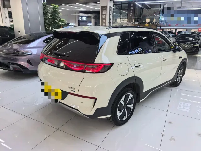 BYD Sealion 05 EV — Фото автомобиля 20