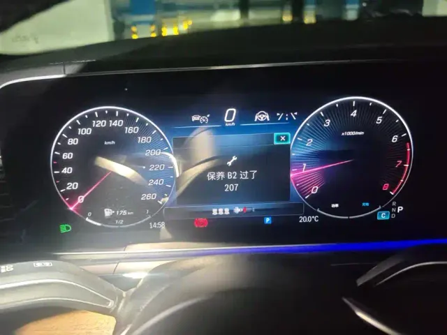 Mercedes-Benz GLE-Class — Фото автомобиля 14