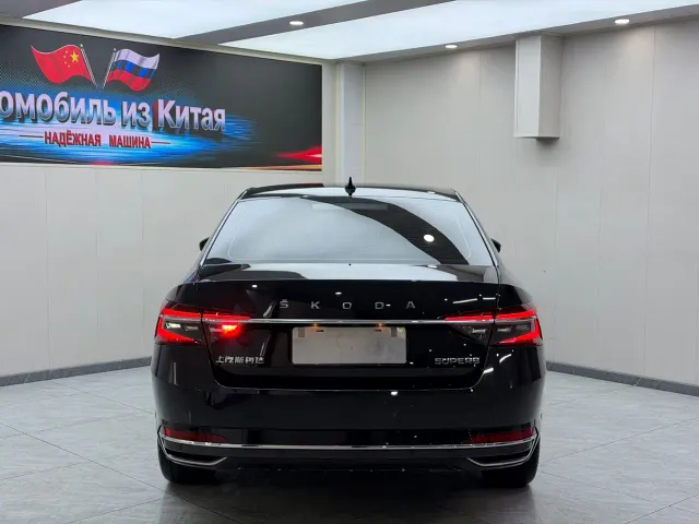 Skoda Superb — Фото автомобиля 5