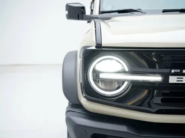 Ford Bronco — Фото автомобиля 13