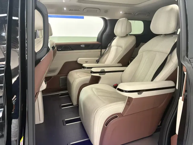 BYD Xia — Фото автомобиля 8