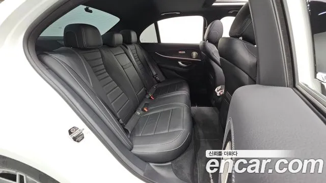 Mercedes-Benz E-Class W213 — Фото автомобиля 17
