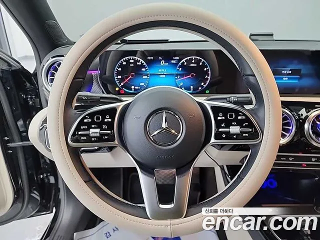 Mercedes-Benz A-Class — Фото автомобиля 9