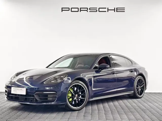 Фотография автомобиля — Porsche Panamera
