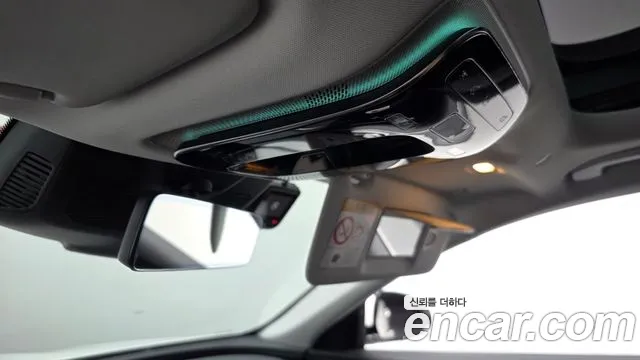 Mercedes-Benz E-Class — Фото автомобиля 27