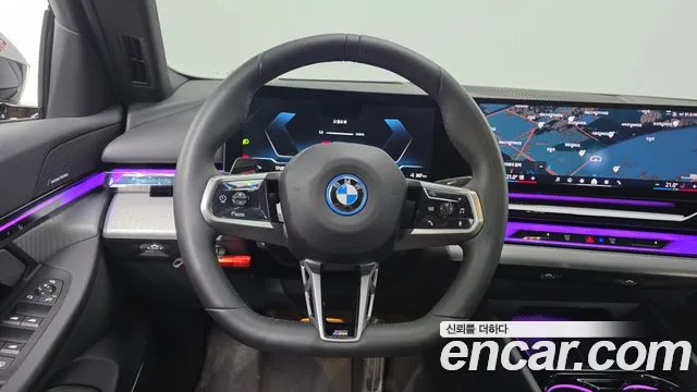 BMW i5 G60 — Фото автомобиля 20