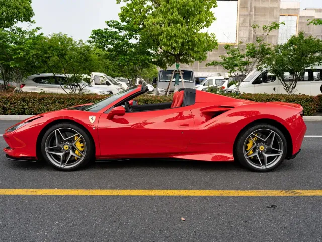 Ferrari F8 — Фото автомобиля 4