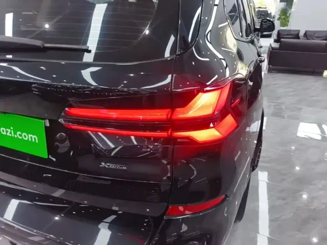 BMW X5 — Фото автомобиля 7