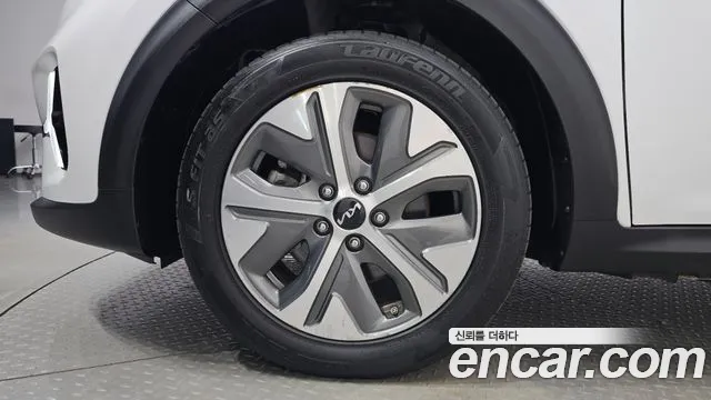 Kia Niro Niro Plus Earth — Фото автомобиля 5