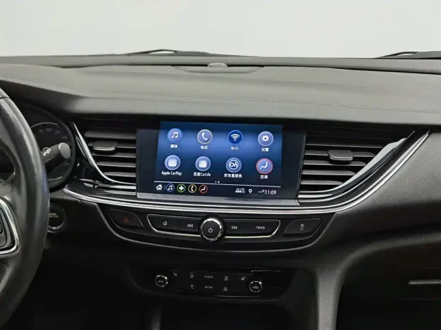 Buick Regal — Фото автомобиля 12