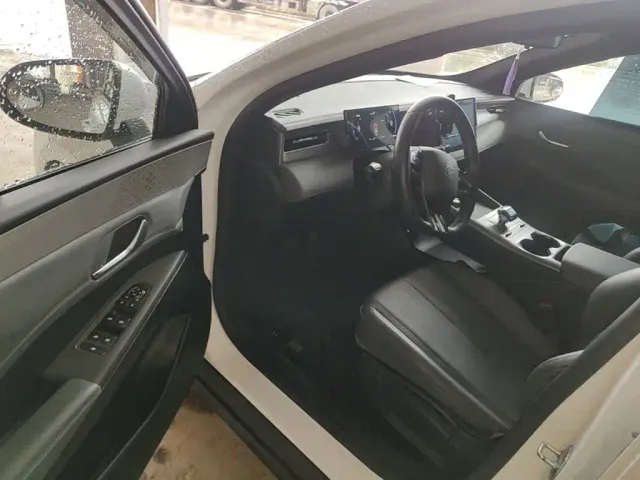 BYD Qin PLUS — Фото автомобиля 15