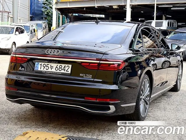 Audi A8 D5 — Фото автомобиля 2
