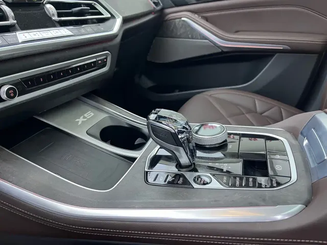 BMW X5 — Фото автомобиля 15