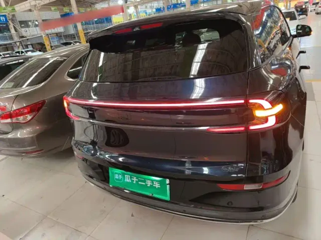 Changan Qiyuan Q07 — Фото автомобиля 5
