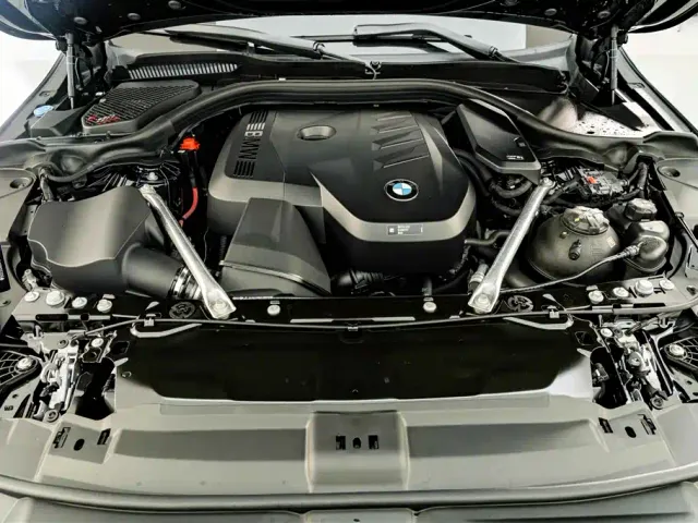 BMW 5 Series — Фото автомобиля 26