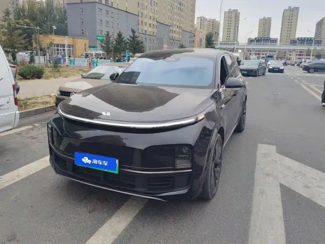 Фотография автомобиля — Li Auto L9