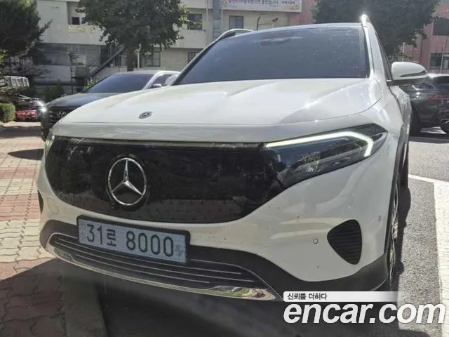 Mercedes-Benz EQB X243 — Фото автомобиля 2